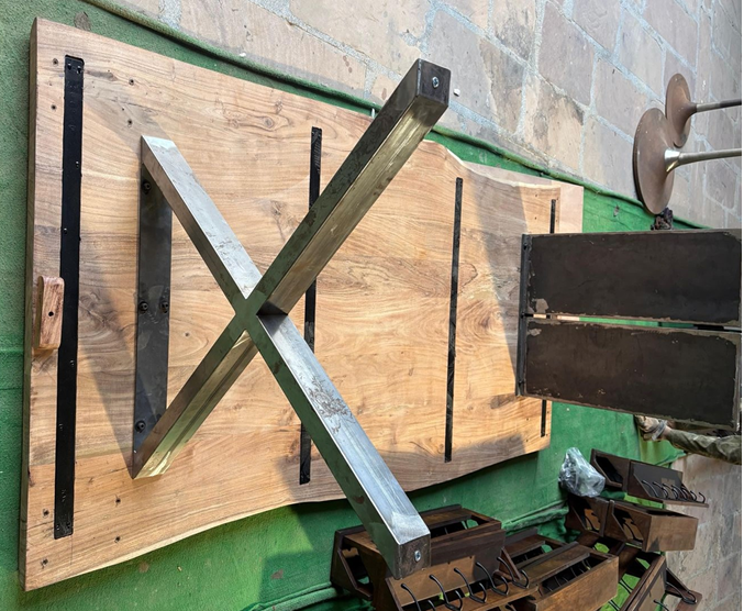 Massivholz Esstische im Detail – März-Kollektion | Wild Mango Designs