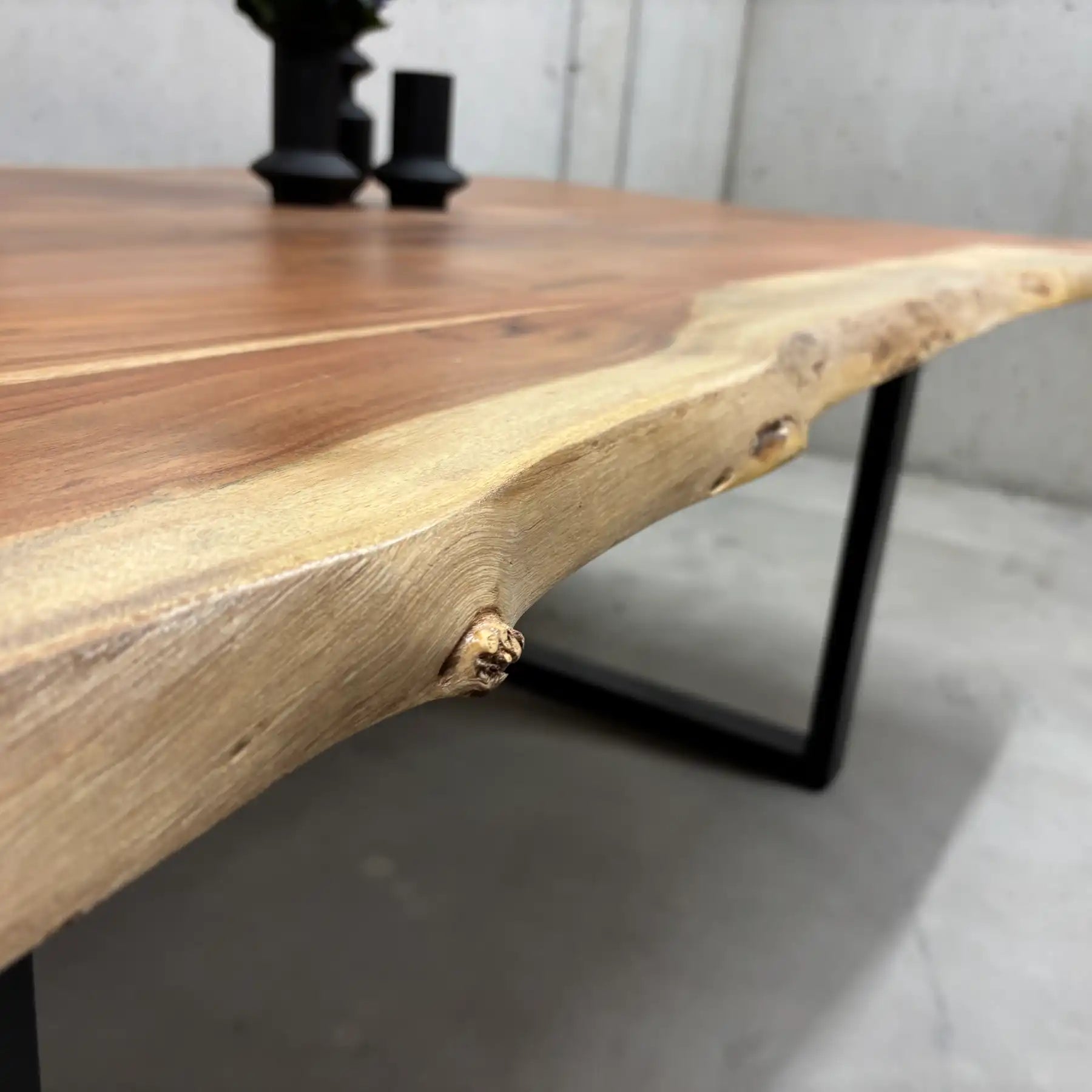 Großer Akazienholz Esszimmertisch 240x120 cm – Massivholz Big Boy