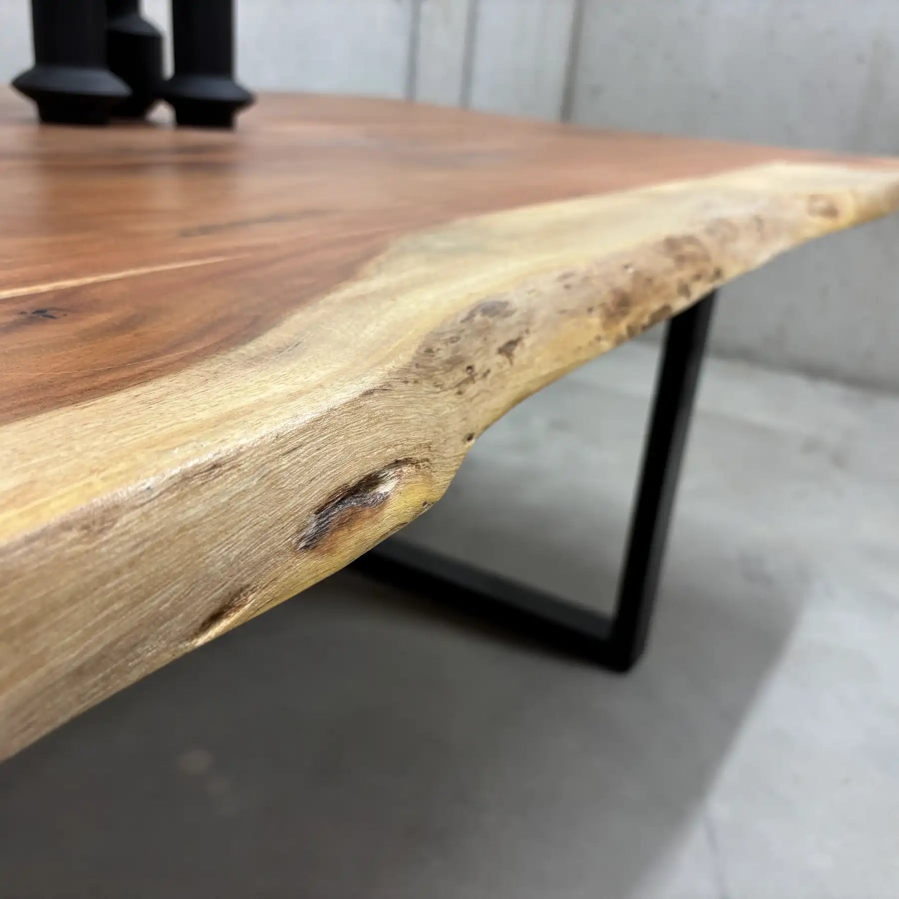 Großer Akazienholz Esszimmertisch 240x120 cm – Massivholz Big Boy