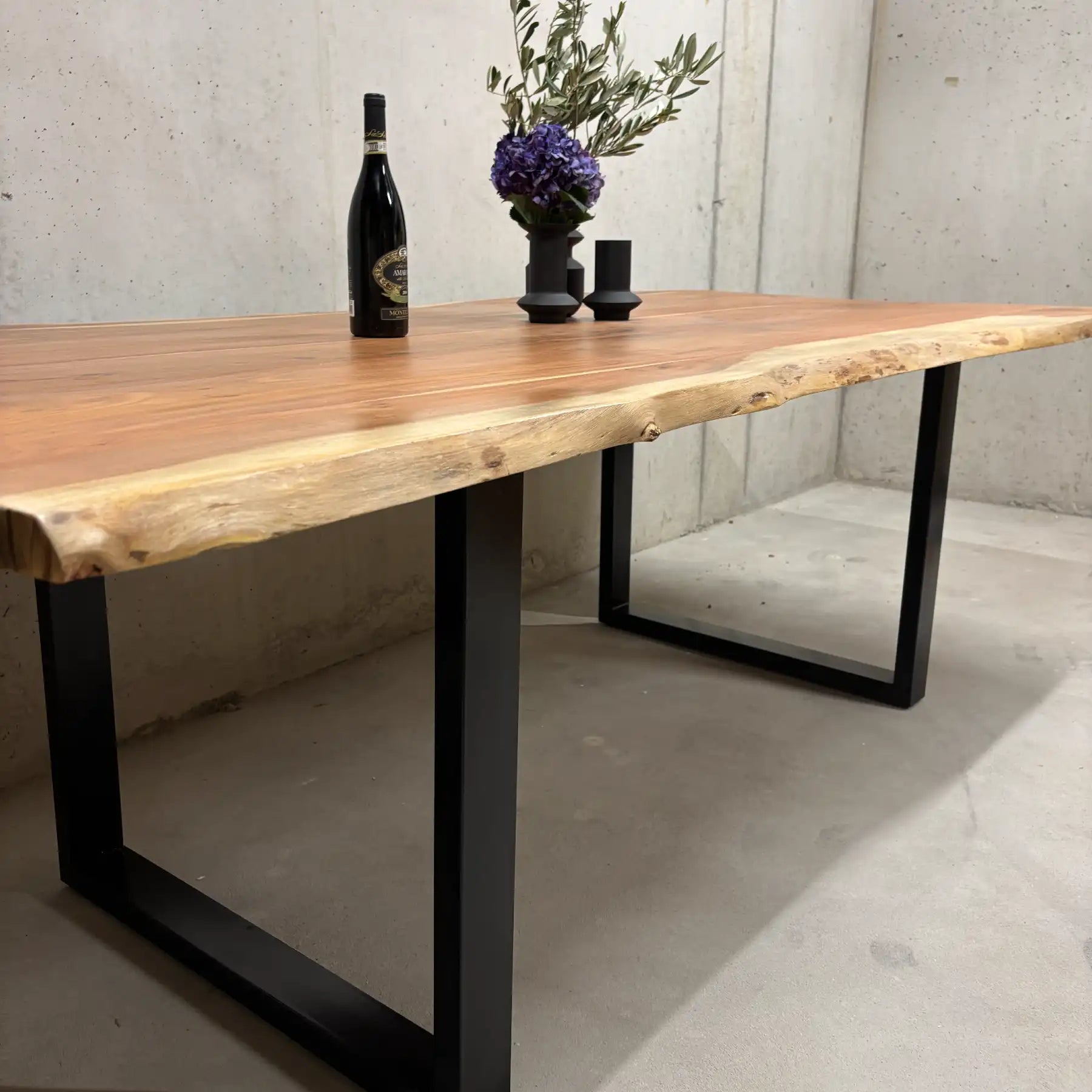 Großer Akazienholz Esszimmertisch 240x120 cm – Massivholz Big Boy