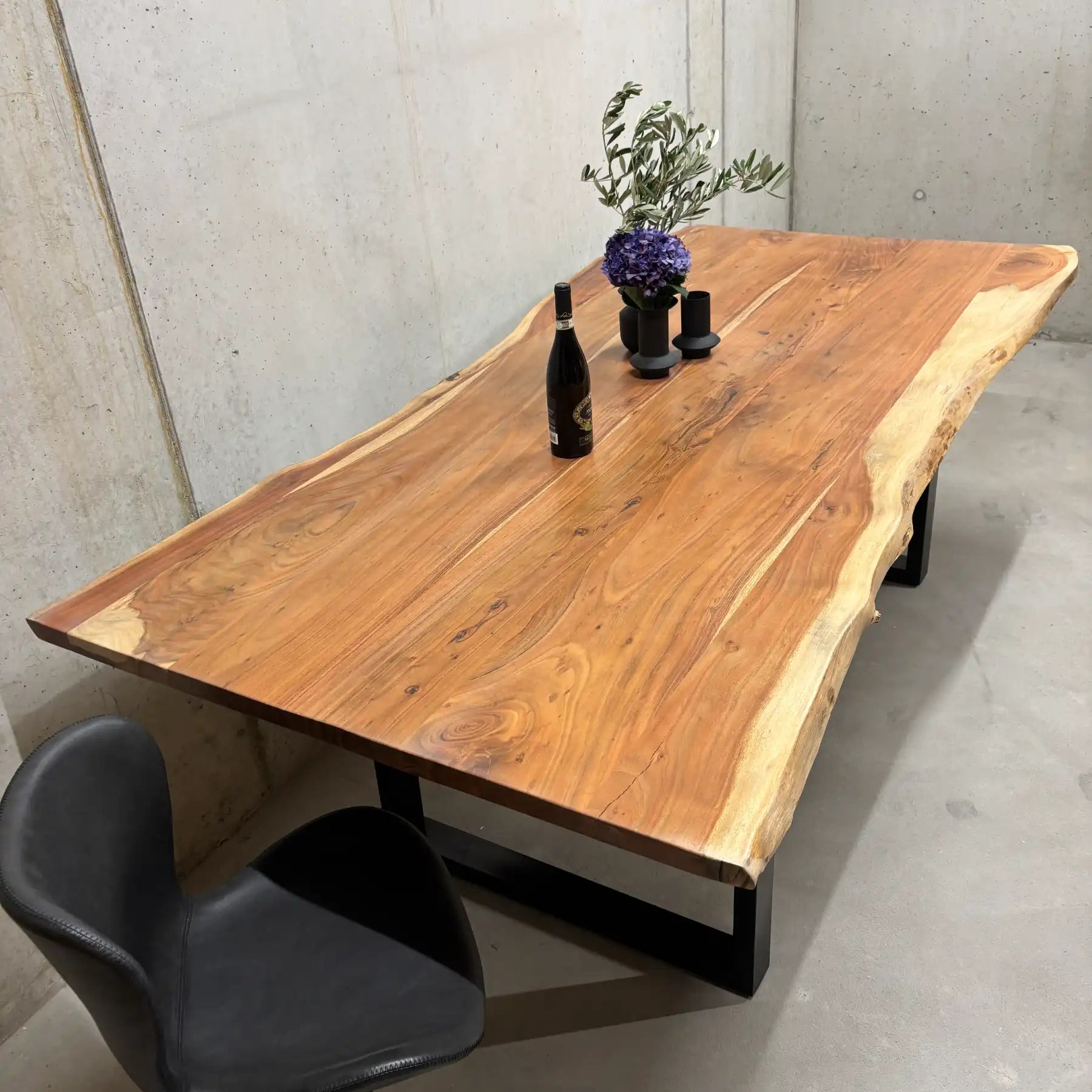 Großer Akazienholz Esszimmertisch 240x120 cm – Massivholz Big Boy