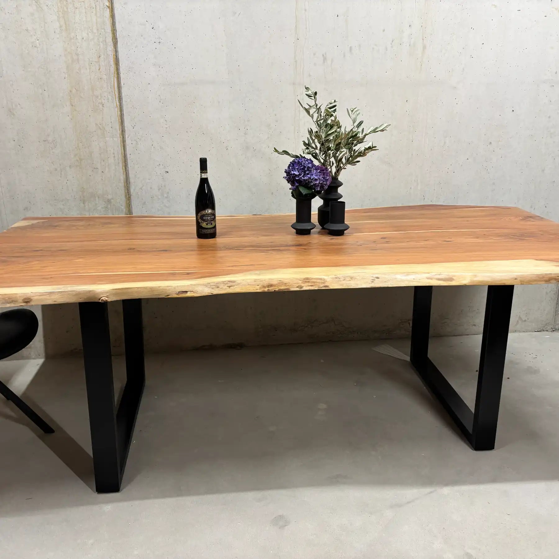 Großer Akazienholz Esszimmertisch 240x120 cm – Massivholz Big Boy