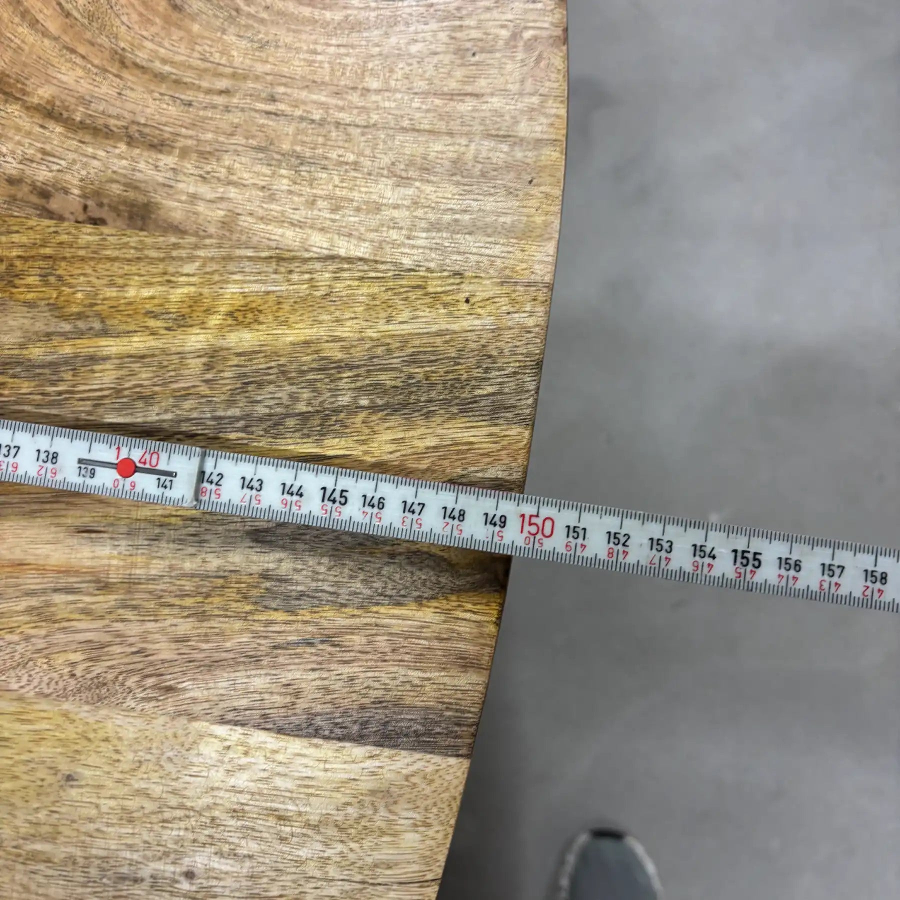 Mango Rundtisch 150 cm Esszimmertisch – Massivholz mit Stahlbeinen