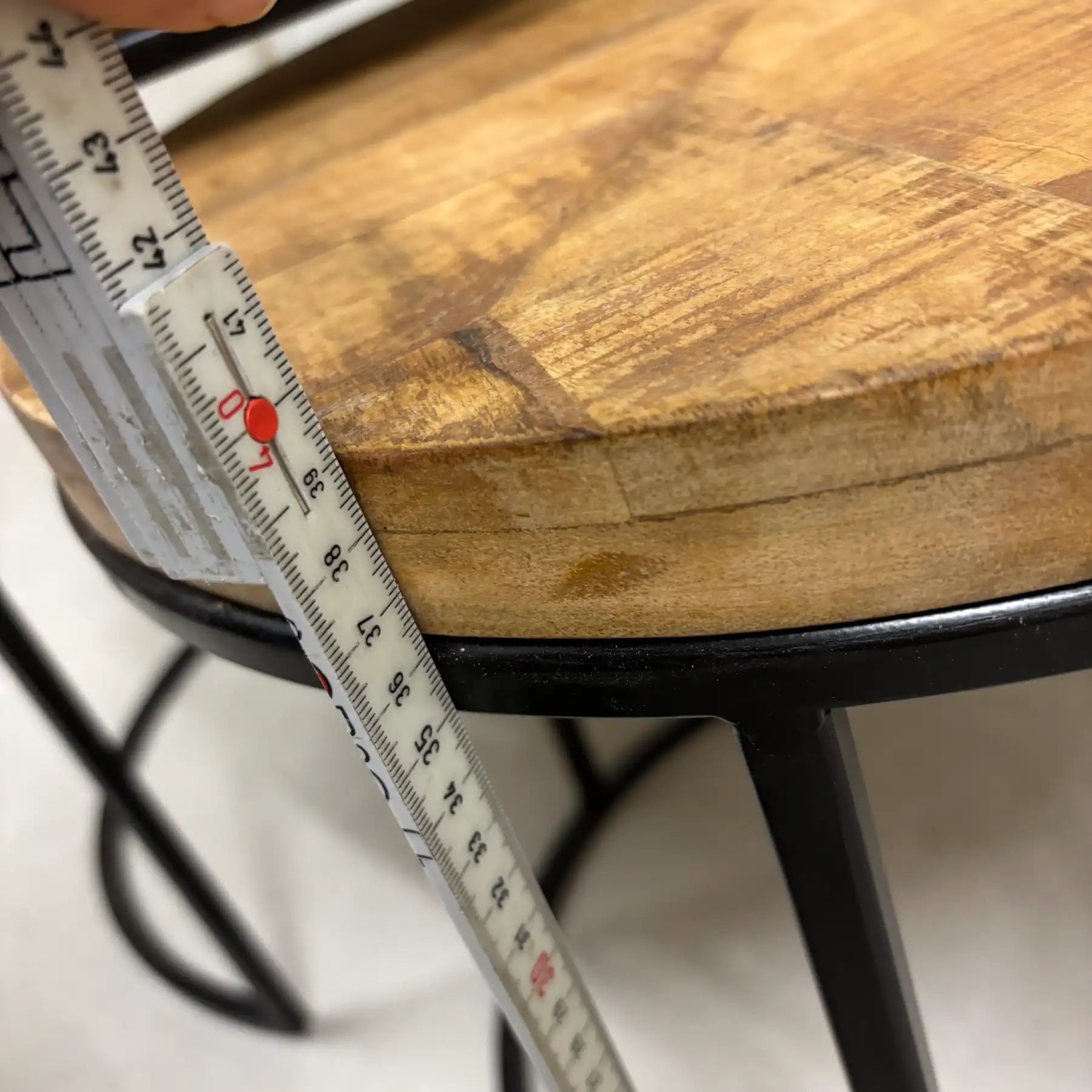 Mango Nesting Tables rund – 2er-Set Couchtische mit Stahlgestell