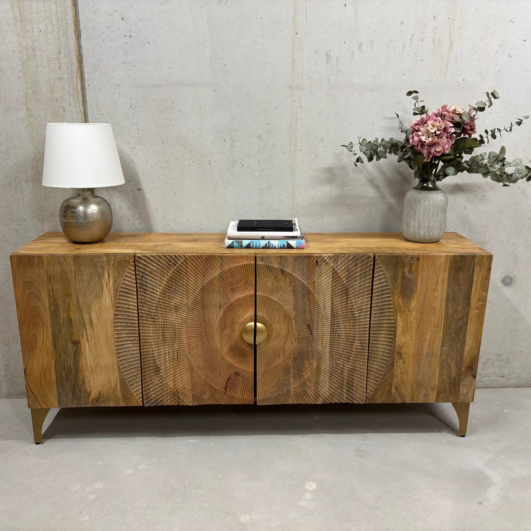 Mango Sideboard 177 cm – Handgefertigtes Sunburst Design mit 4 Türen