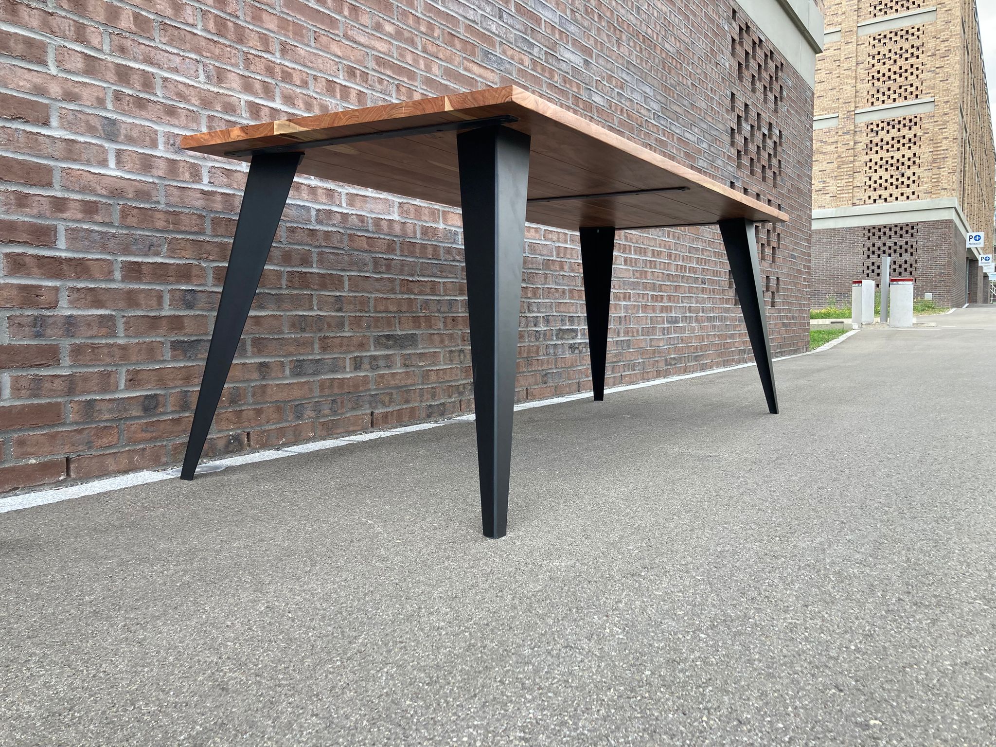 Tischbeine „Tapered“ – Stahl Schwarz (4er-Set)