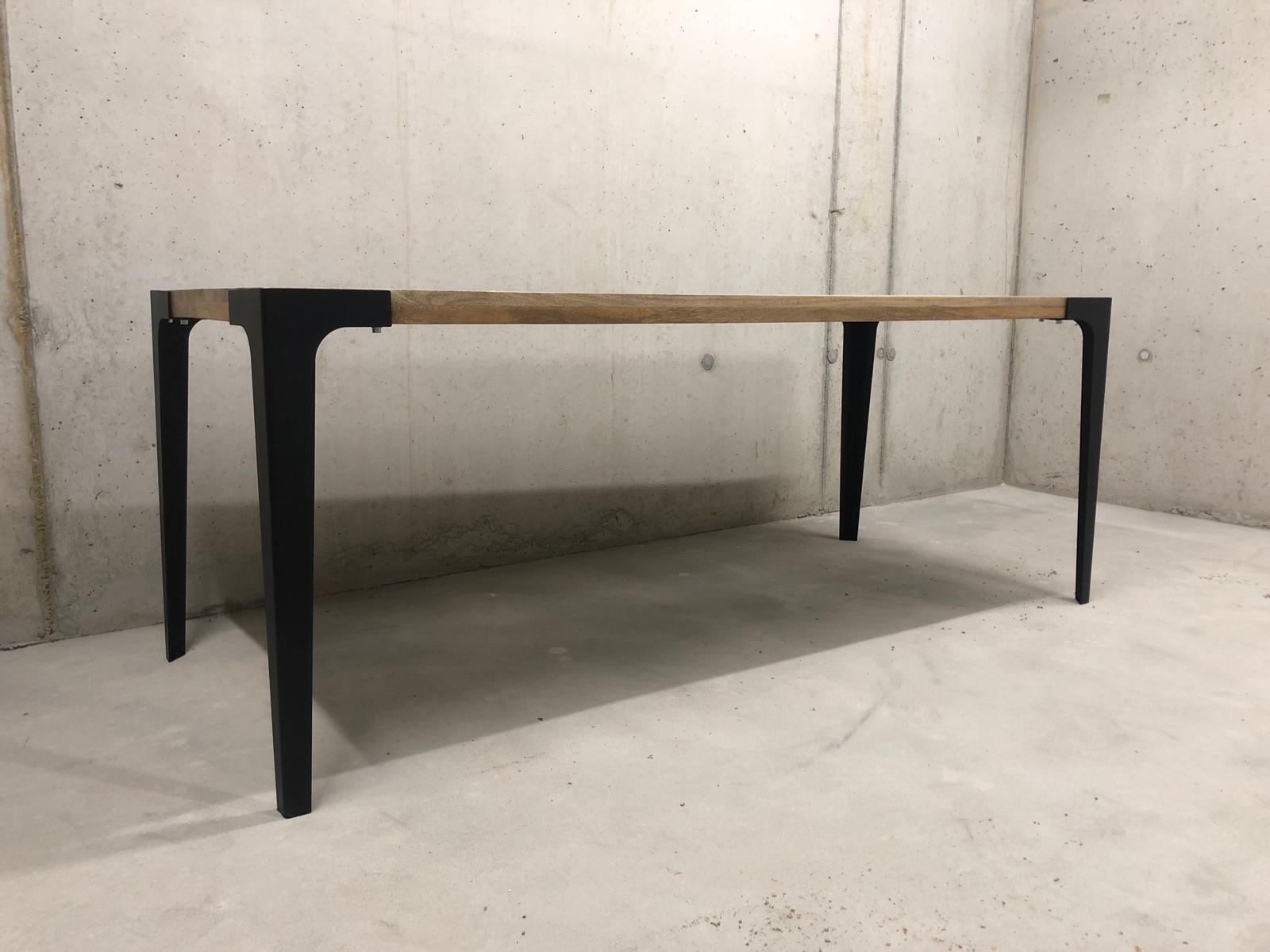 Tischbeine „Corner“ – Stahl, Schwarz (4er-Set)