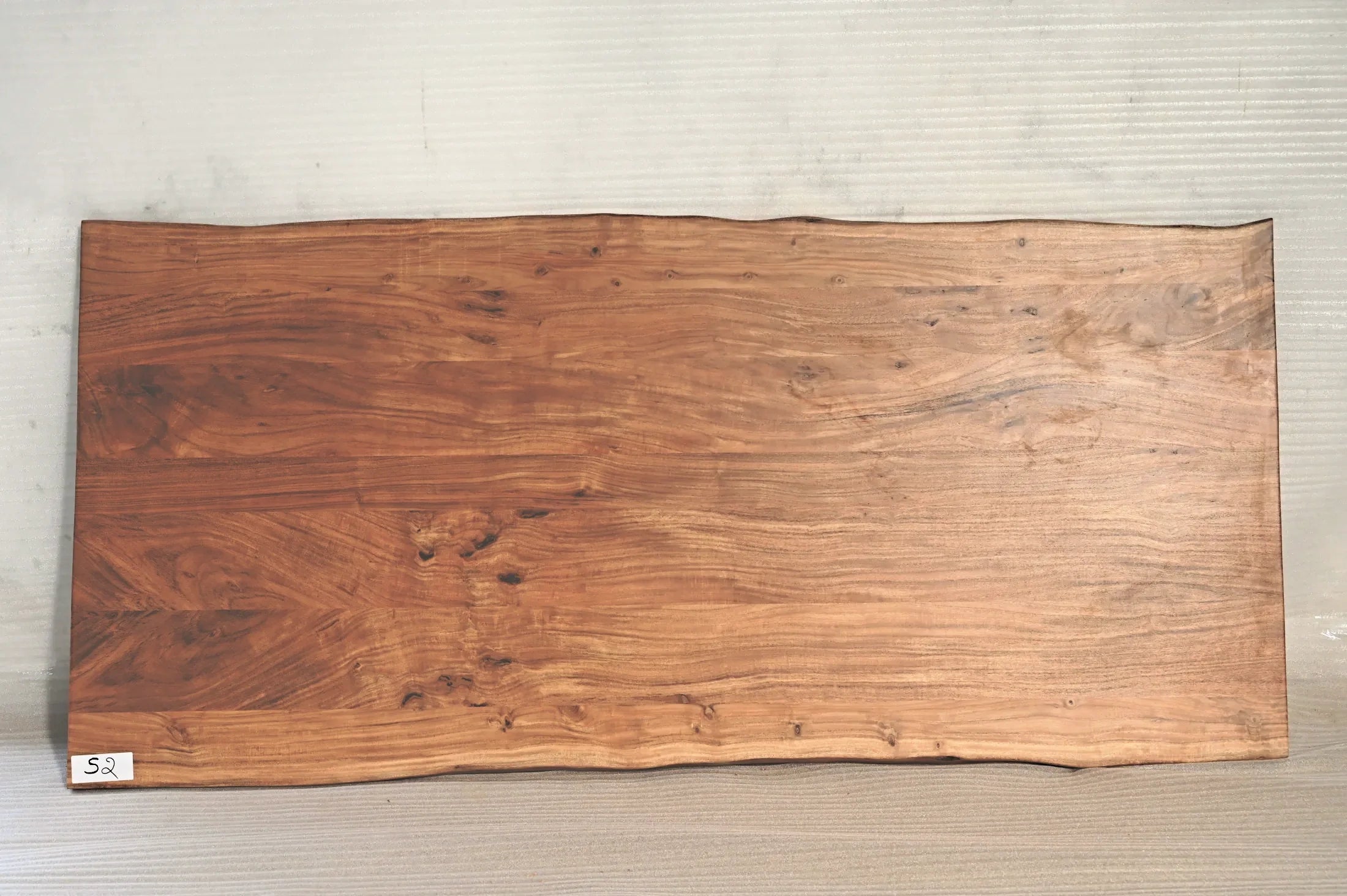 Baumkante Tischplatte Unikat 052 – Akazie 200 cm, Aufsicht #Tischplatte_Unikat 052