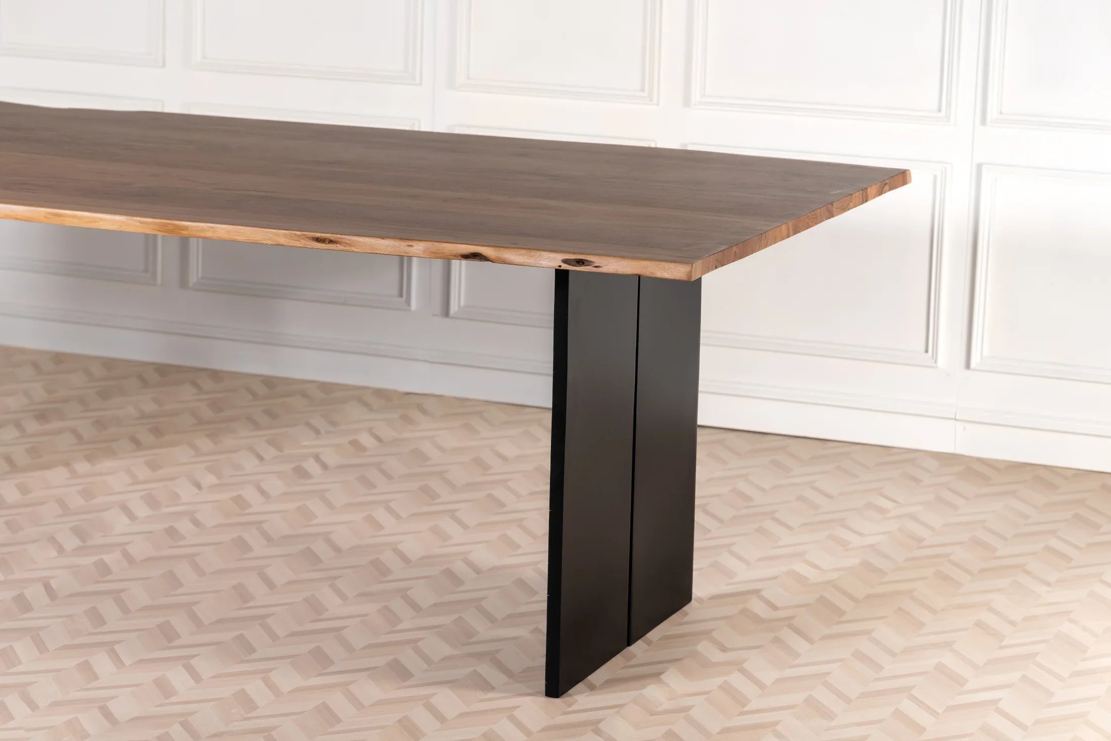 Live Edge Esstisch 240 cm – Wähle Tischplatte & Beine