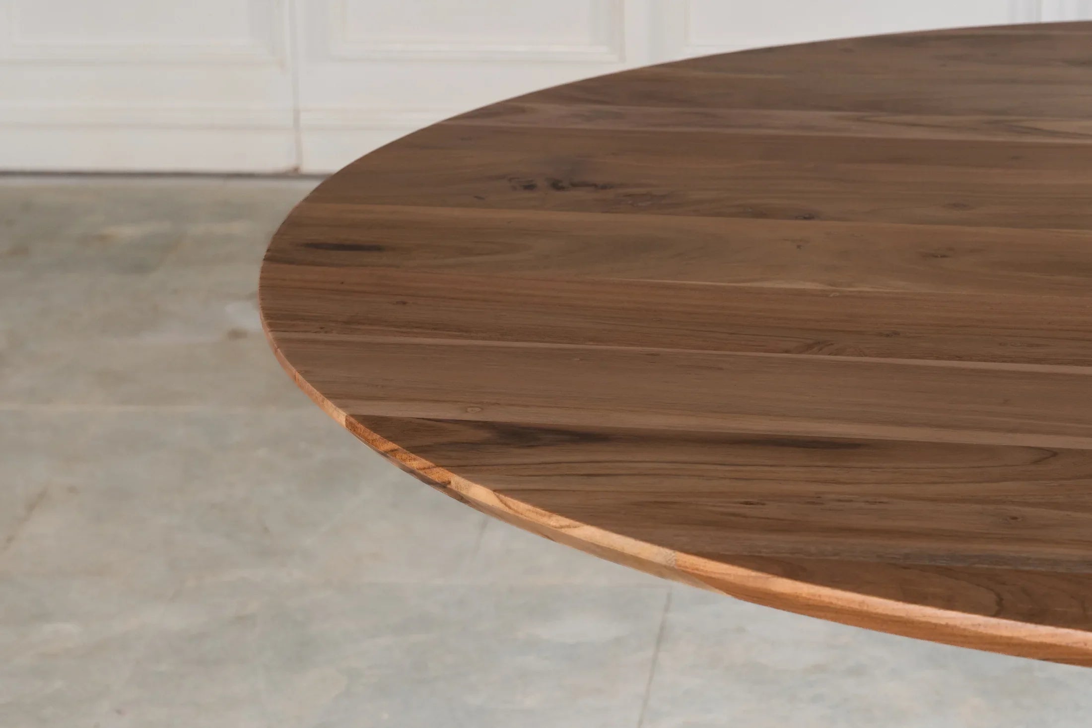 Runder Esstisch 150 cm Akazie – Center-Stand (CTR)