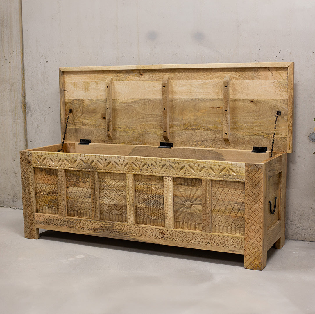 Truhe aus Mangoholz "Treasure Chest"