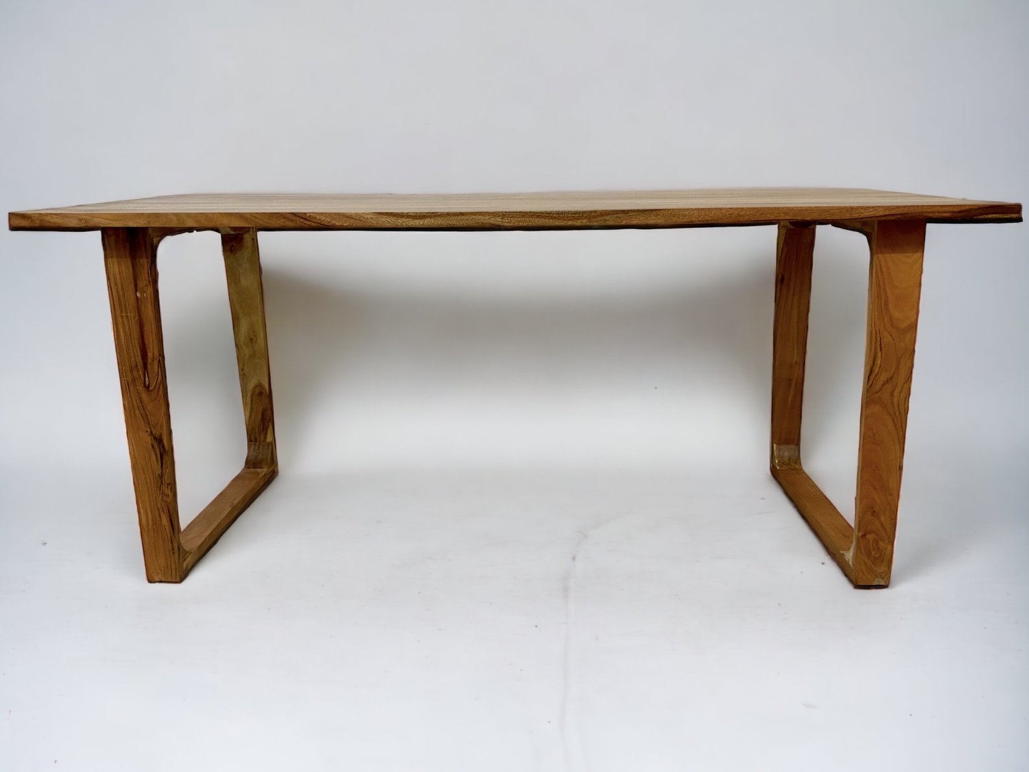 Akazienholz Tisch " The Woody Table 180"