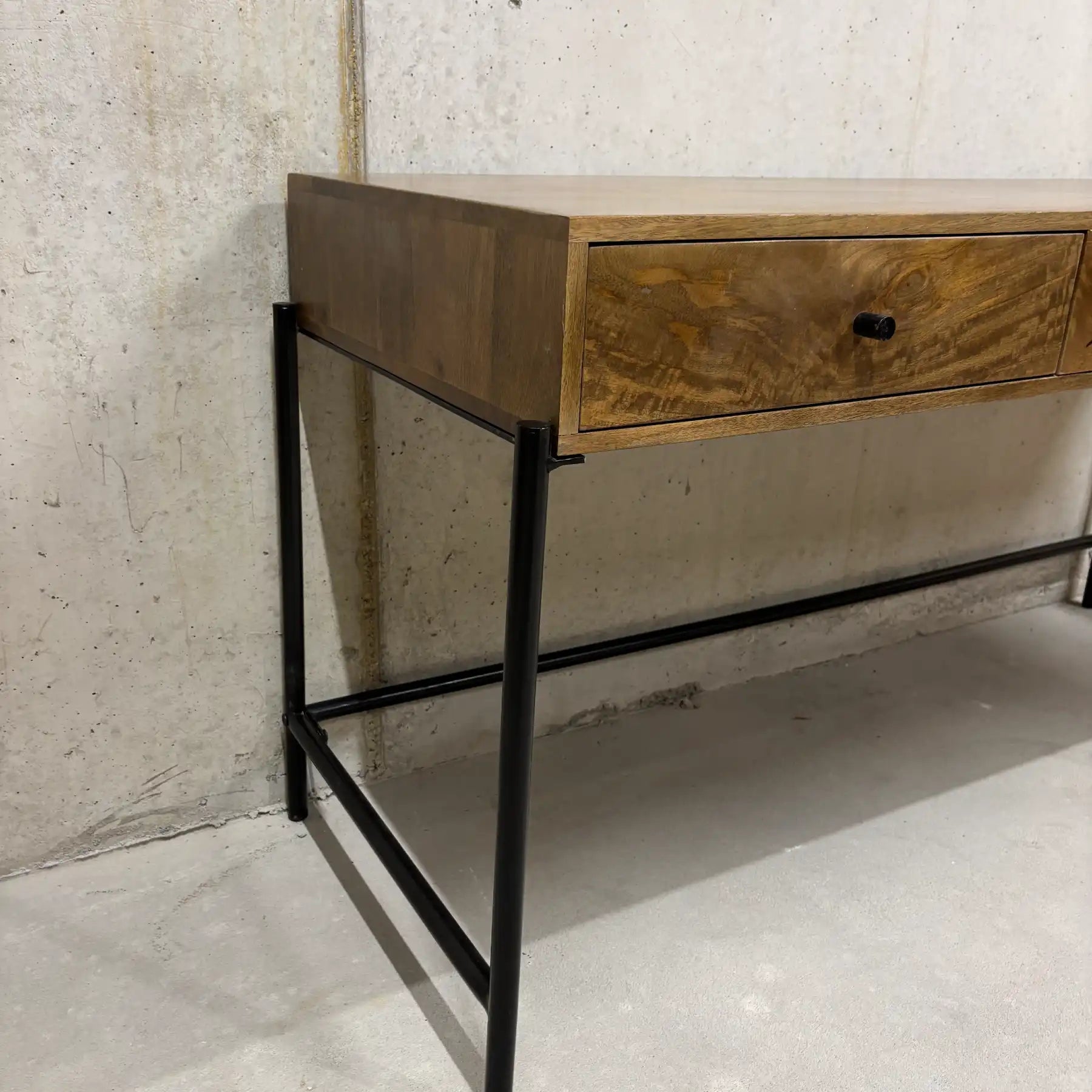 Bureau en manguier à 3 tiroirs – bureau armoire en bois massif 