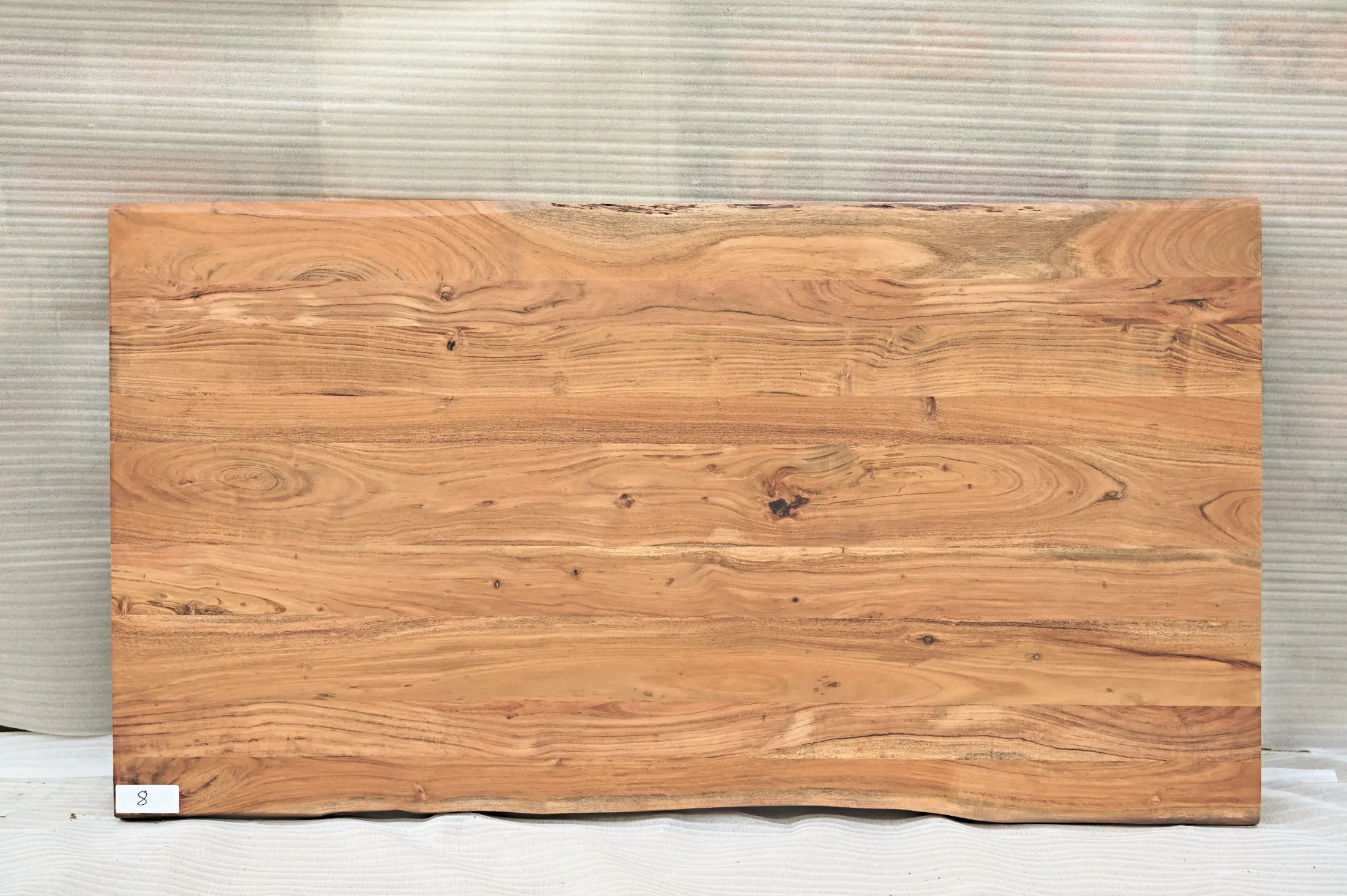Baumkante Tischplatte Unikat 008 – Akazie 180 cm, Aufsicht #Tischplatte_Unikat 008