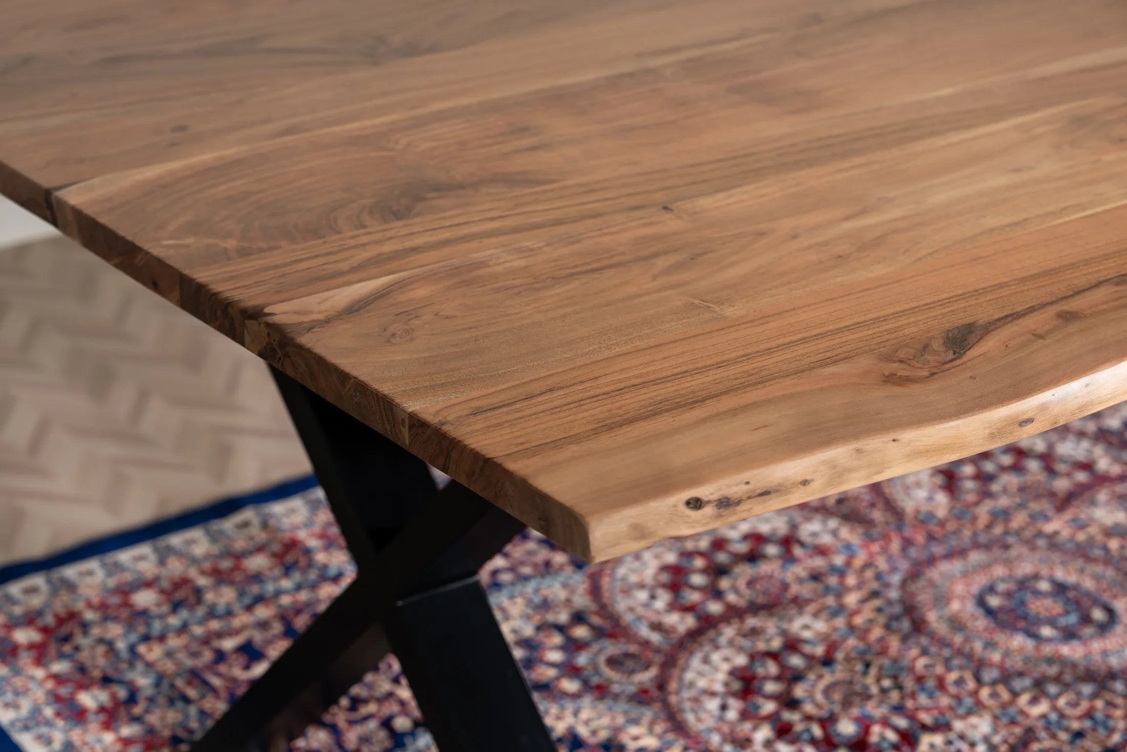 Beinset Live Edge 240 cm – U / X / Stahlplatte Split