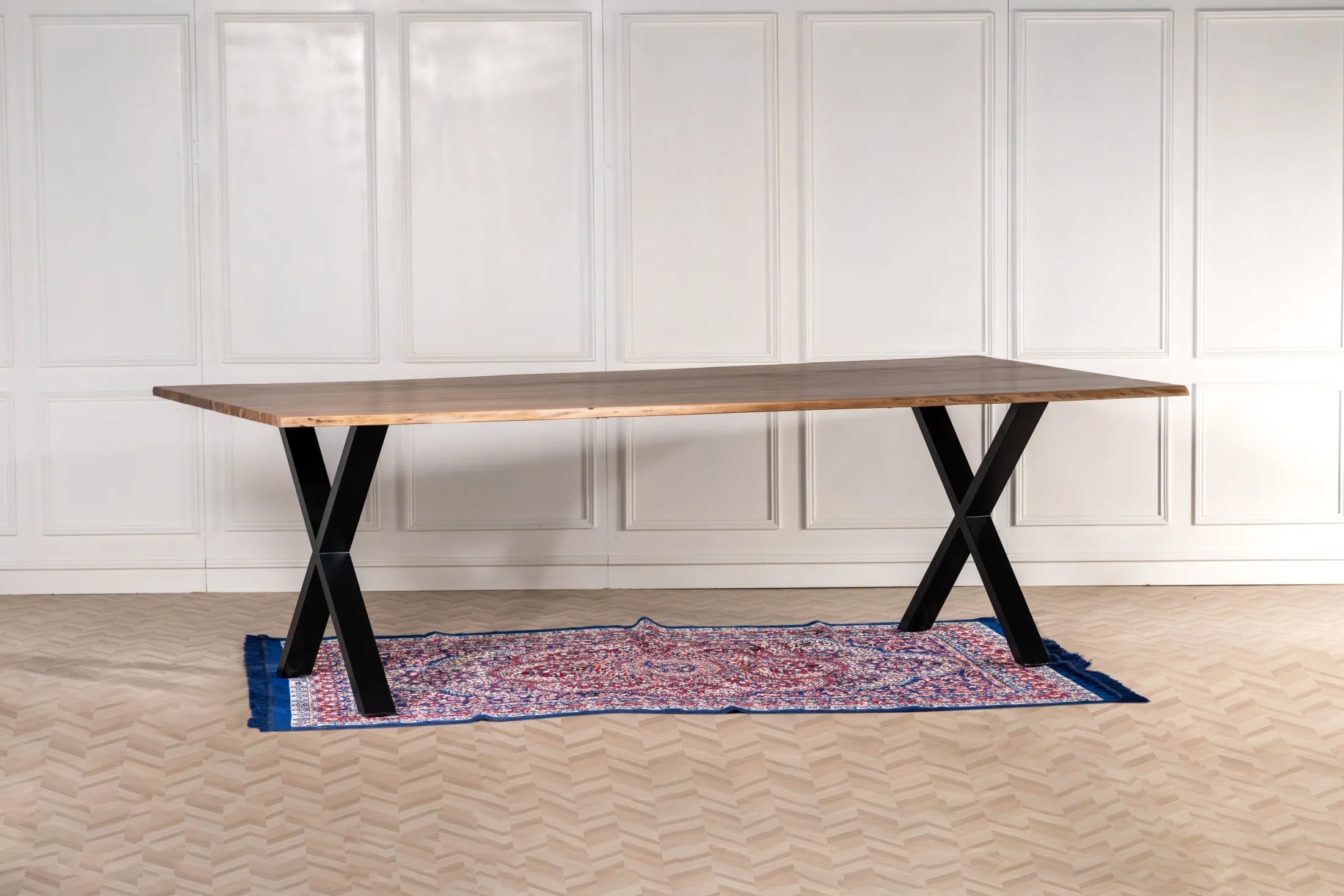 Live Edge Esstisch 240 cm – Wähle Tischplatte & Beine