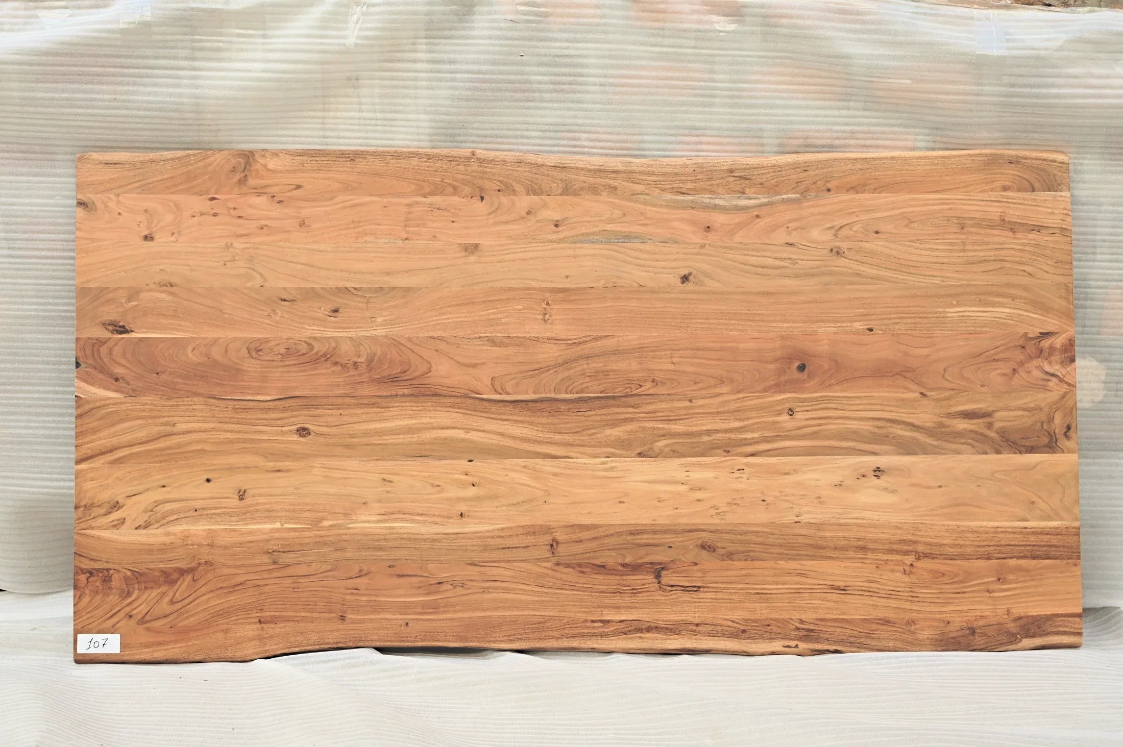Baumkante Tischplatte Unikat 107 – Akazie 240 cm, Aufsicht #Tischplatte_Unikat 107