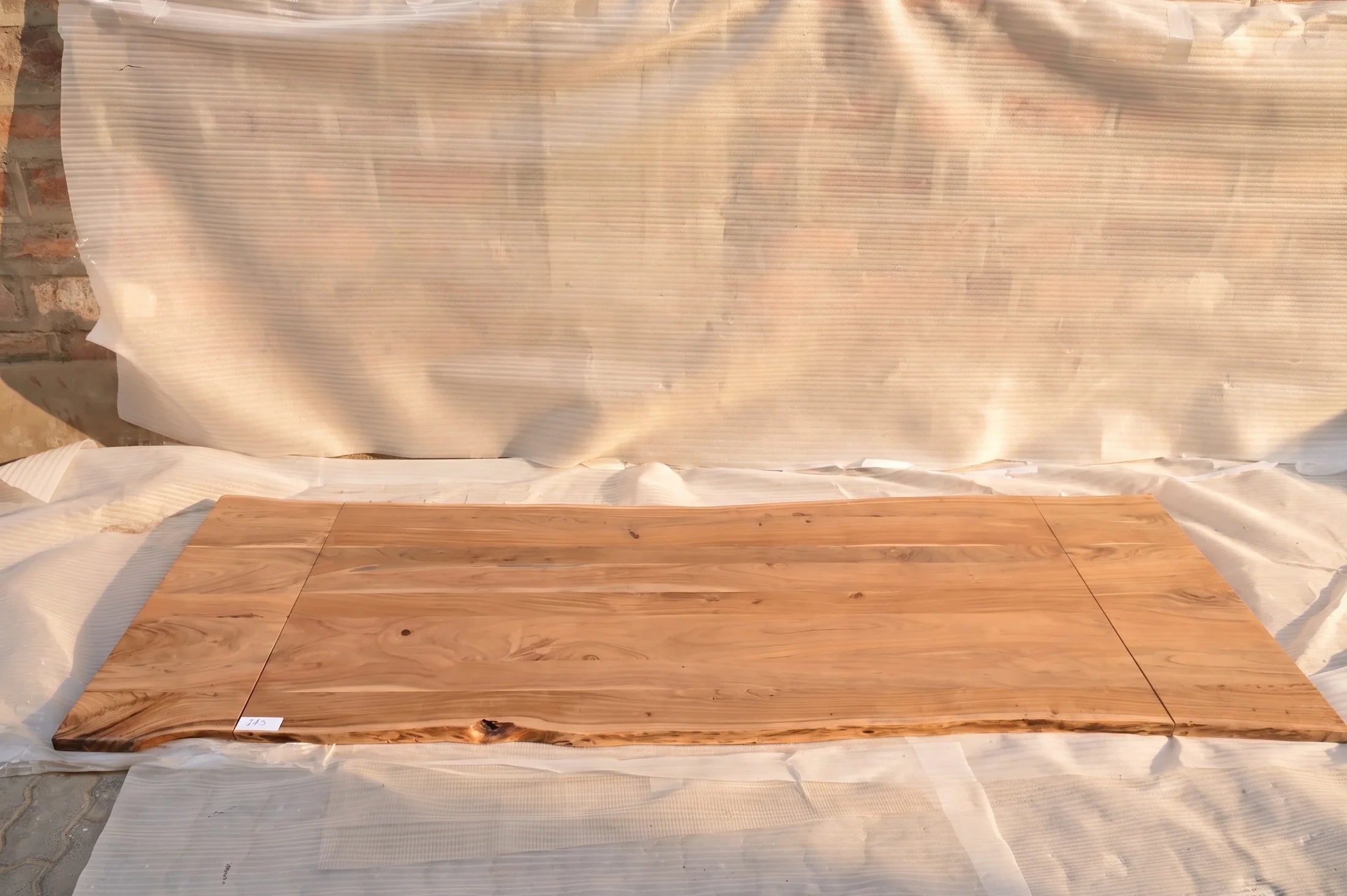 Baumkante Tischplatte Unikat 114 – Akazie 220–300 cm, Aufsicht #Tischplatte_Unikat 114