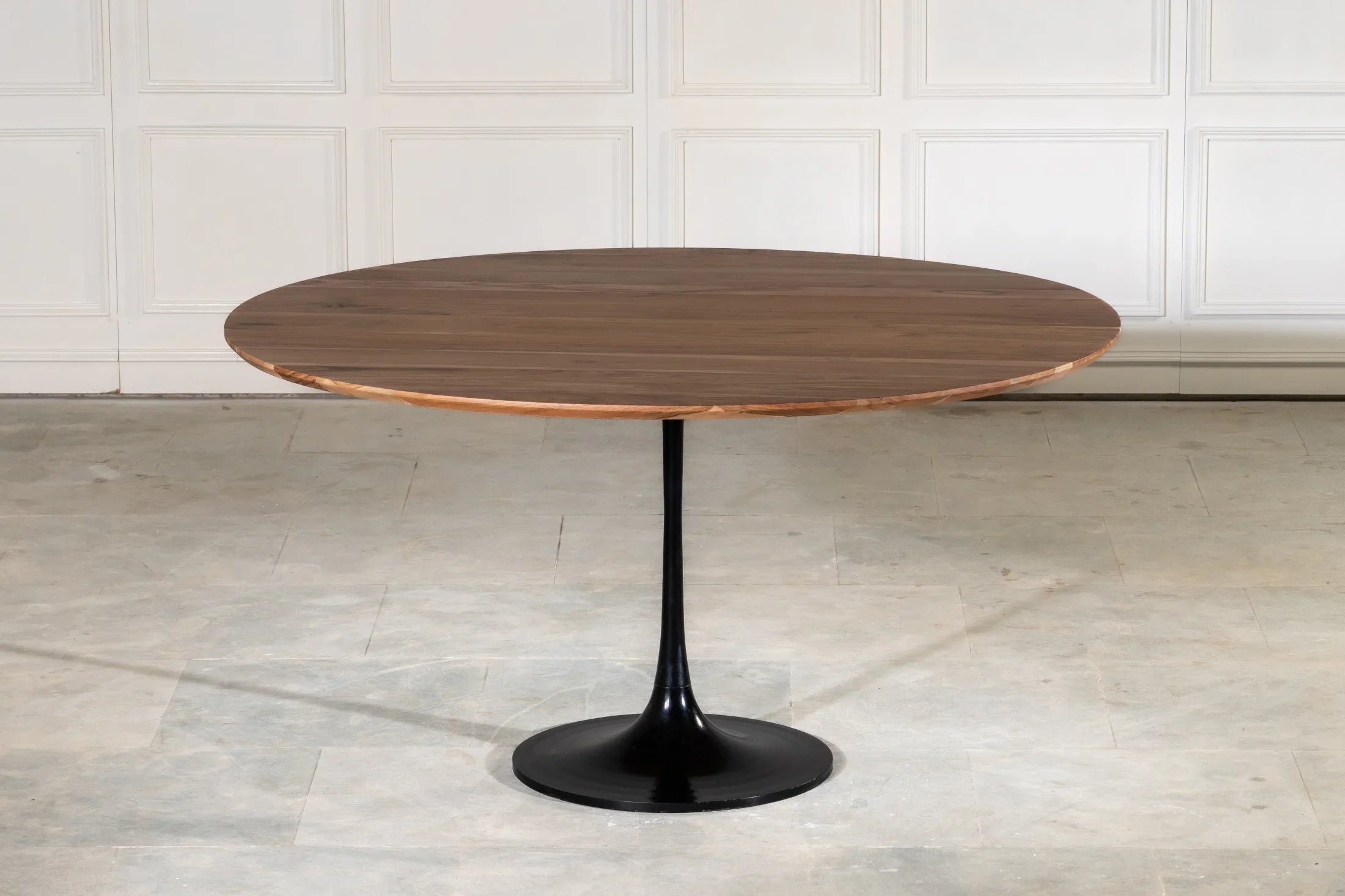 Runder Esstisch 150 cm Akazie – Center-Stand (CTR)