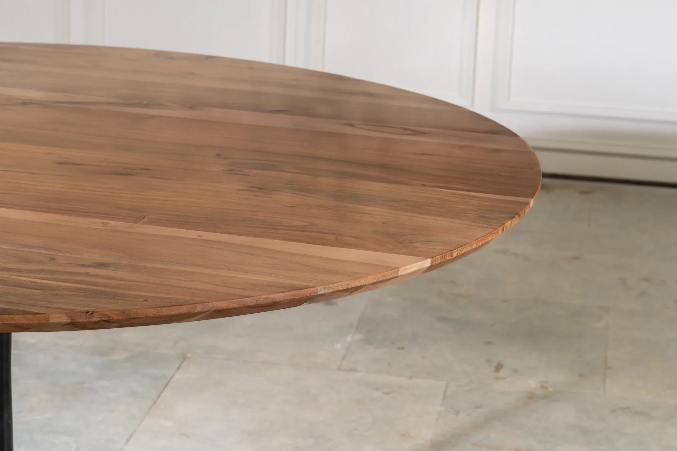 Runder Esstisch 150 cm Akazie – Center-Stand (CTR)