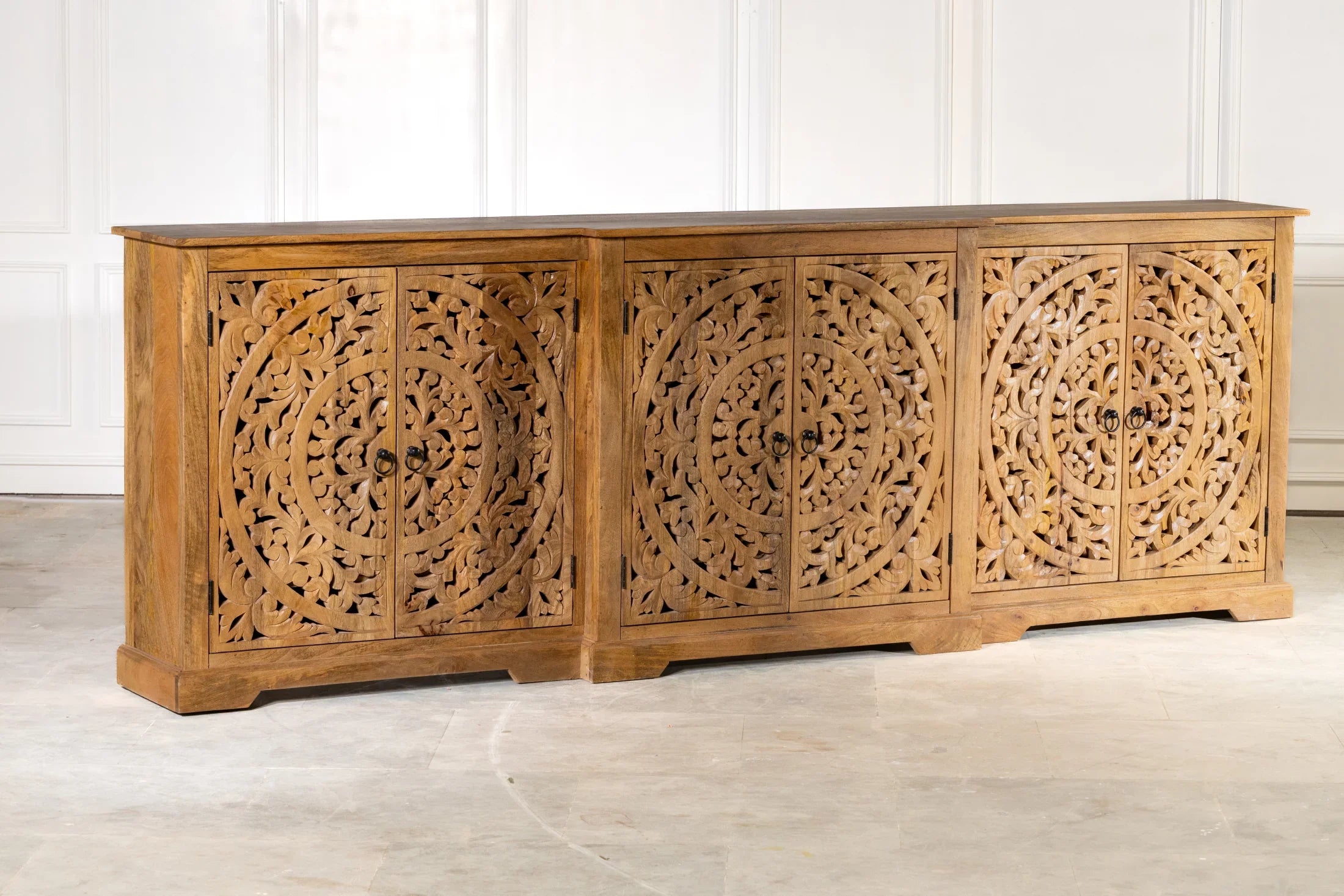 Schrank MS04 – 6 Türen